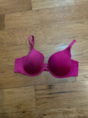 Savage X Fenty Hot Pink Molded Underwire T-Shirt Bra